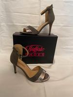 Buffalo Damen Pumps • Wildleder • Khaki • Gr. 39 Berlin - Steglitz Vorschau
