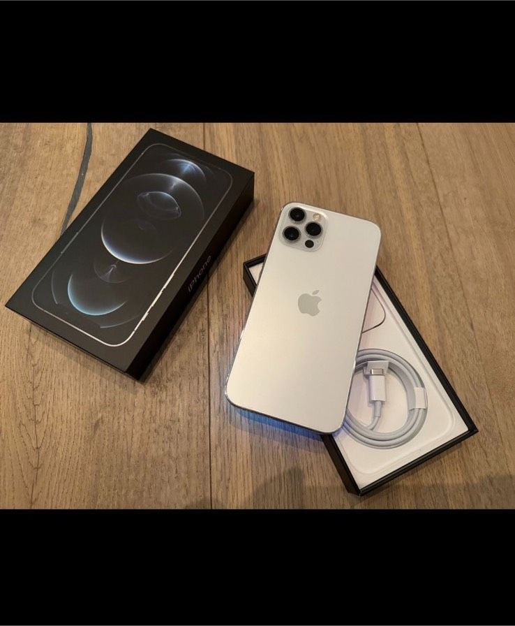 Apple iPhone 12 pro 256GB silver in Lechbruck