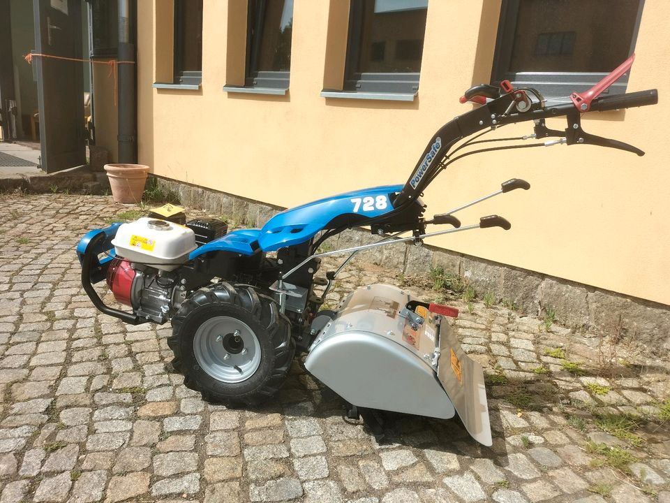 Mieten Vermietung Motorhacke Gartenfräse Kultivator in Pulsnitz