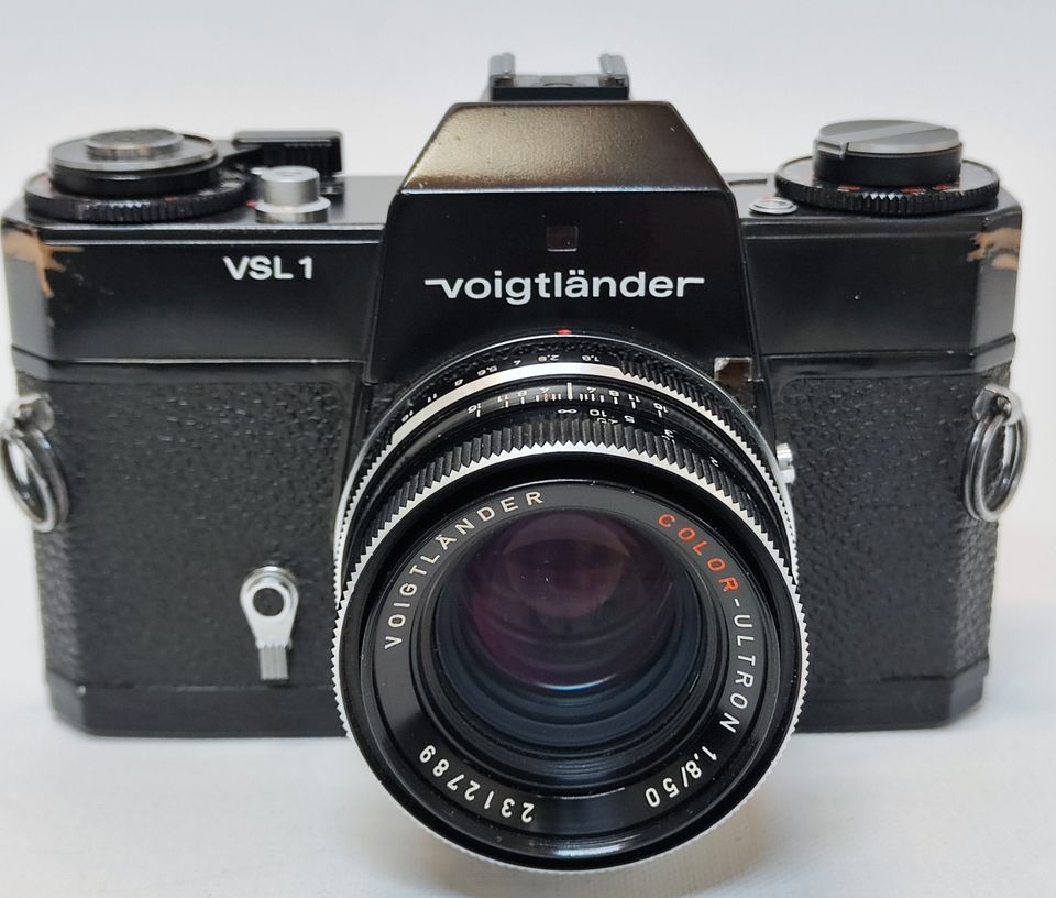 Voigtländer VSL 1 TM, Objektiv Color Ultron 1,8/50 (M42) in Landau in der Pfalz