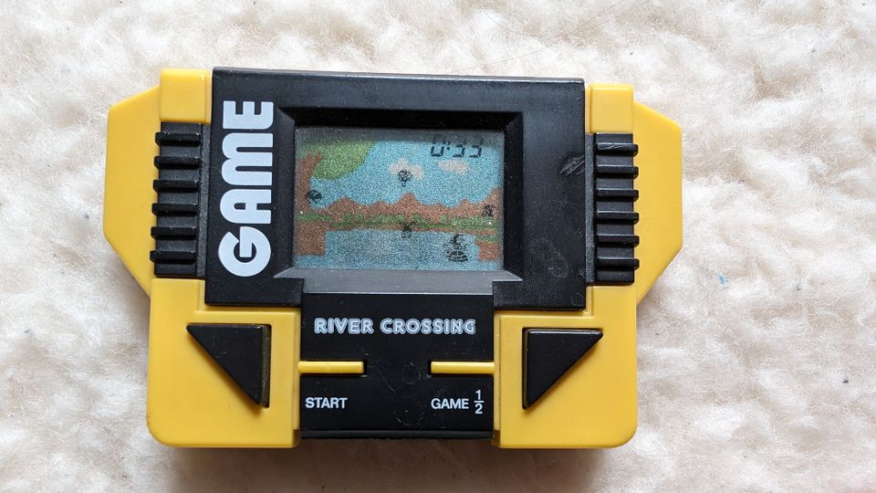 1980er Vintage LCD Spiel Handheld Game in Lünen