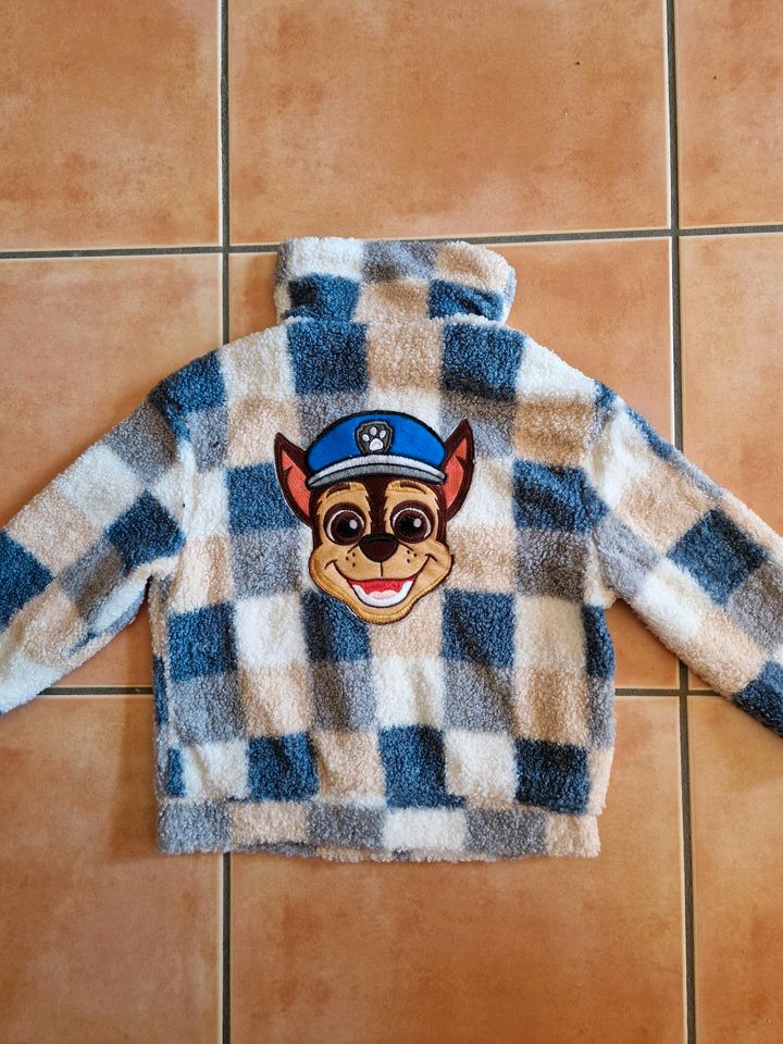 Jungen Paw Patrol Jacke Gr 104 Chase in Blankenburg (Harz)