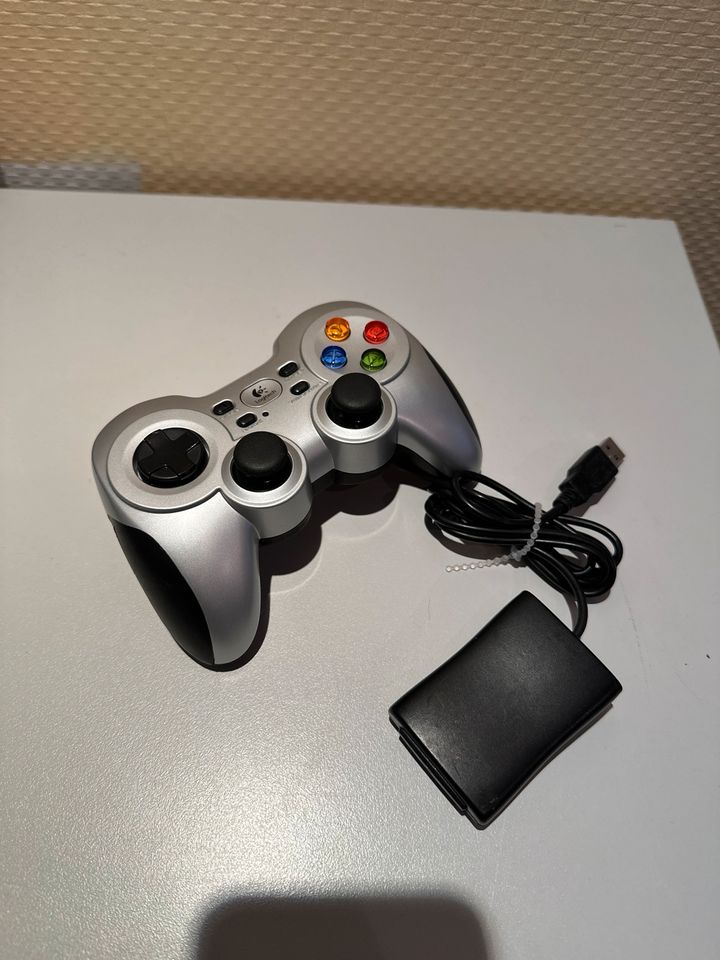 logitech wireless gamepad in Roxel