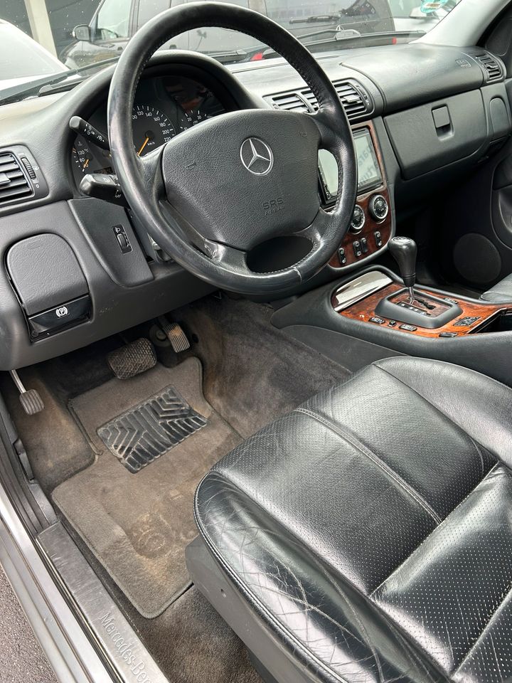 Mercedes ML Tausch gegen ein Automatik Kleinwagen in Borken