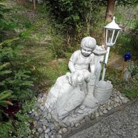 Garten Brunnen Figur mit Lampe "Hans im Glück" Bayern - Regen Vorschau