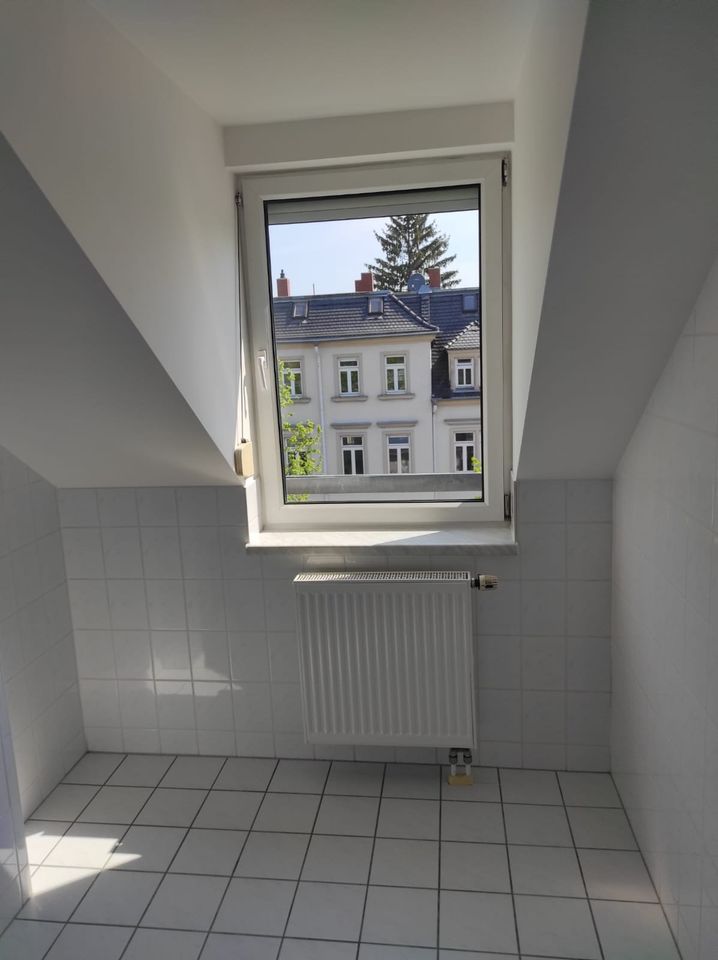 lichtdurchflutete 3-RW mit Balkon in Zittau