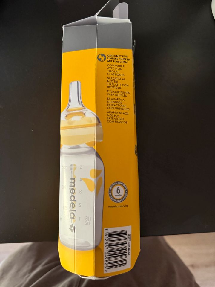 Medela  Anti Colic Baby Flasche Neu in Gornsdorf