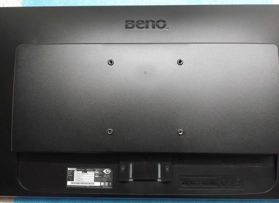 BenQ GL2250 HM  Monitor mit CD in Chemnitz