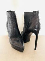 Yves Saint Laurent Plateau Janis Boot mit Python Effect Größe 37 Nordrhein-Westfalen - Enger Vorschau