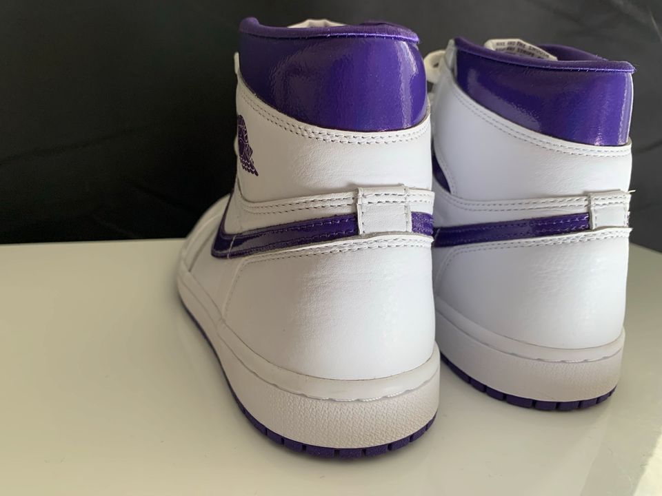 Air Jordan 1 Retro high court purple in Ratingen