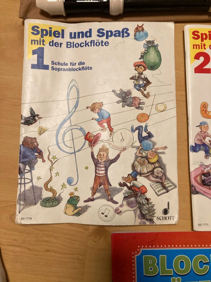 Blockflöte Yamaha mit Blockflötenschule in Reinfeld