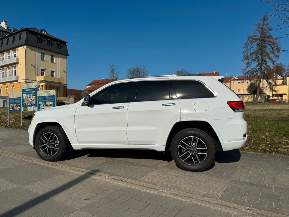 Jeep grand cherokee in Waldsassen