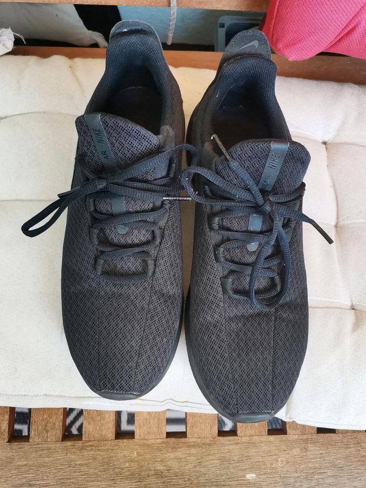 Schuhe von Nike in Zirchow
