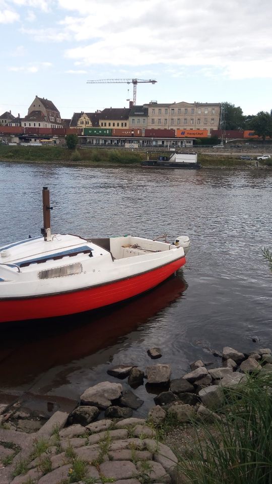Kajütboot Flamingo GFK 5 Meter zum restaurieren in Pirna