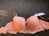 Hunkemöller Unterwäsche NEU (2 BHs Größe 90C und 2 Slip Größe M) Nordrhein-Westfalen - Iserlohn Vorschau