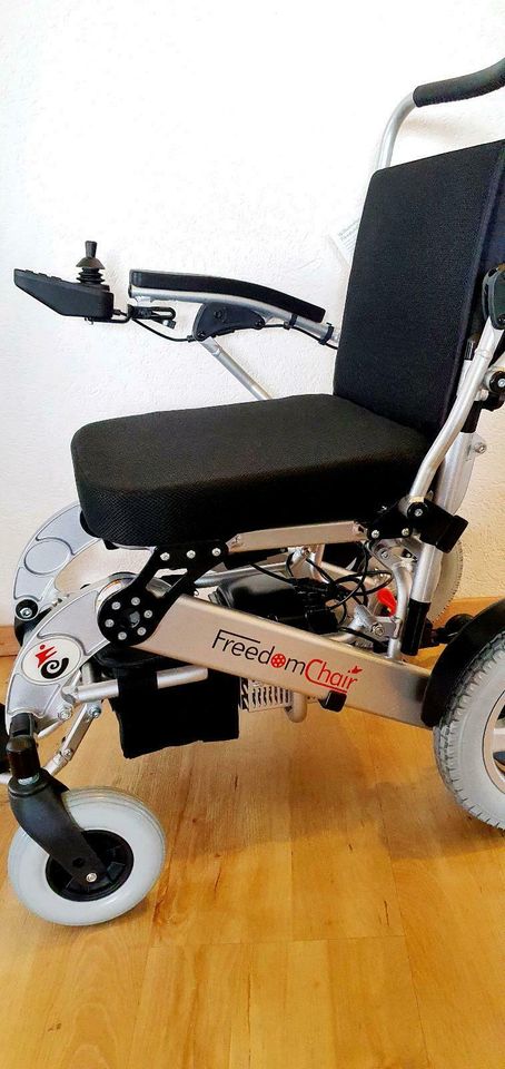 Elektrorollstuhl Freedom Chair A08L Der Starke faltbar Rollstuhl in Stockach