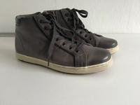 Lloyd Sneaker Turnschuh grau Freizeitschuh Gr. 44 Niedersachsen - Obernkirchen Vorschau