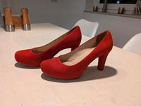 Unisa Plateau Pumps Leder rot Größe 36 Nordrhein-Westfalen - Leverkusen Vorschau