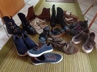 Schuhe, verschiedene Paare Niedersachsen - Aurich Vorschau