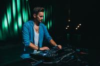 DJ für Hochzeiten, Firmenfeiern, Clubs & Festivals | DJ gesucht | suche DJ | Hochzeits DJ Nordrhein-Westfalen - Schwelm Vorschau