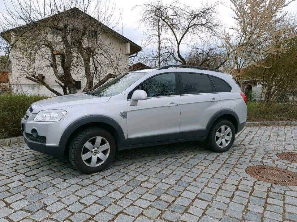 Chevrolet Captiva 7 Sitzer 2010 TÜV NEU in Frontenhausen