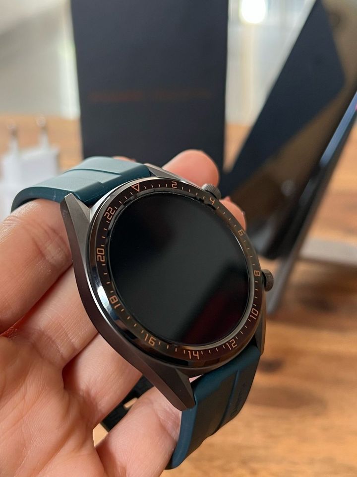 Smartwatch HUAWEI Watch GT Active in Bad Saulgau