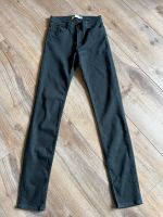 Damenjeans H&M schwarz Größe 36 Rheinland-Pfalz - Hamm (Sieg) Vorschau