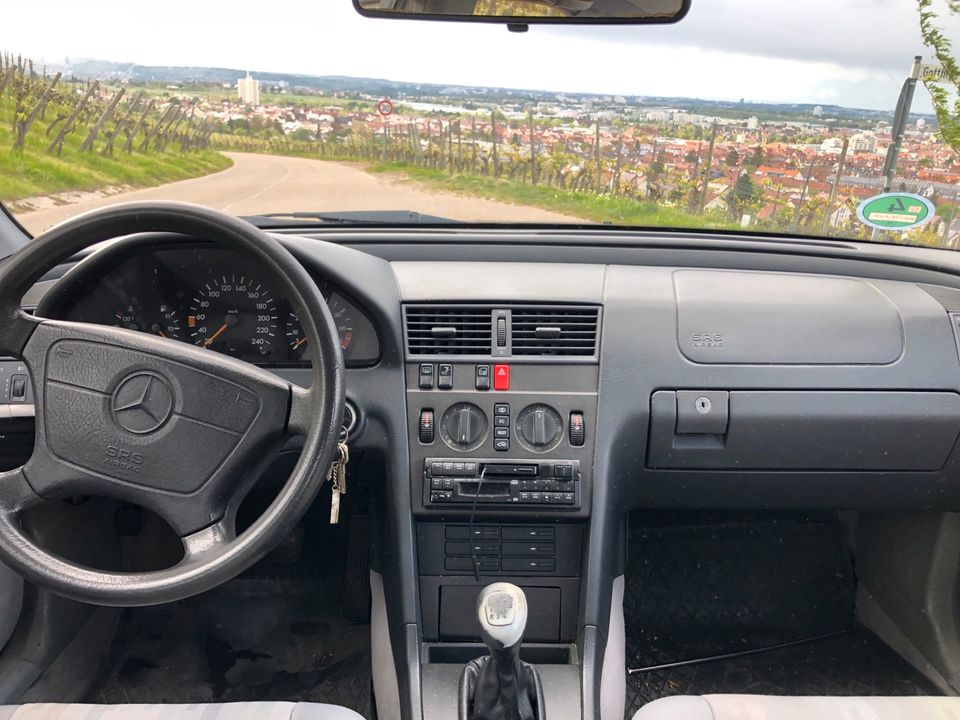 Mercedes C180 W202 in Fellbach