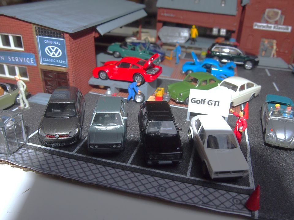 Diorama H0 Porsche, Golf GTI , VW Classic mit sehr viel Zubehör in Dortmund