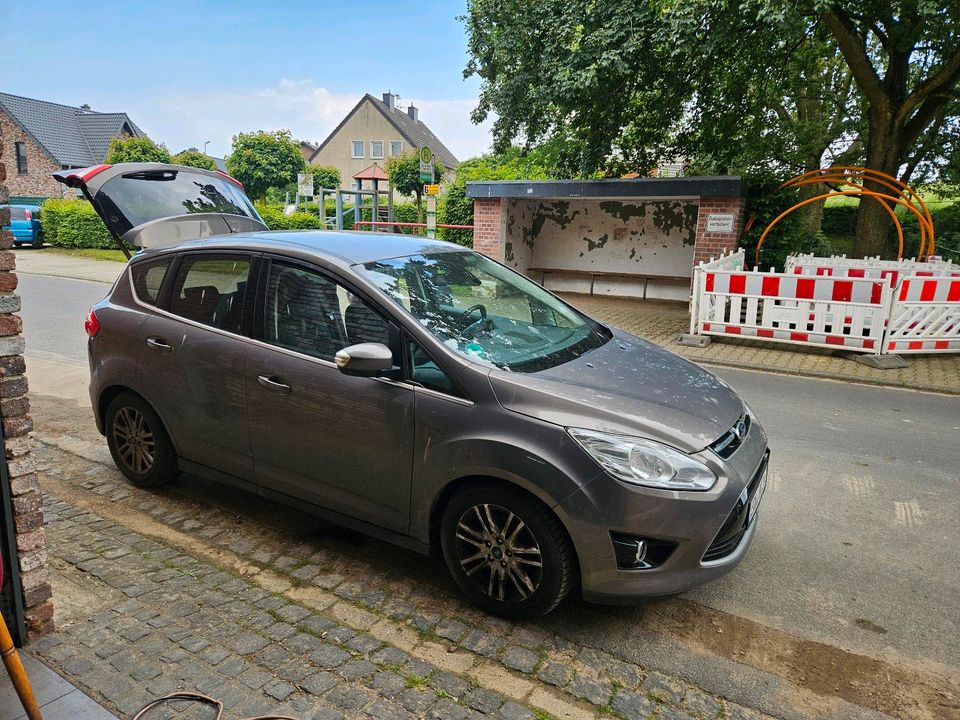 Ford C-max mit Motorschaden in Linnich