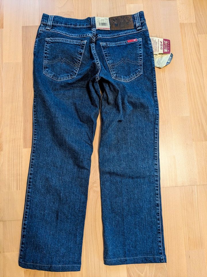 Mustang Herren Jeans TRAMPER NEU, gekürzt, stretchig, Gr. W32 in Nürnberg (Mittelfr)