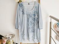XXL 46 tredy Shirt Langarmshirt Bluse blau used Muster Sterne Sachsen-Anhalt - Genthin Vorschau