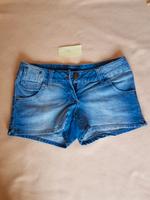 Schöne Jeansshorts NEU Größe 36 für 4 € Hessen - Groß-Gerau Vorschau