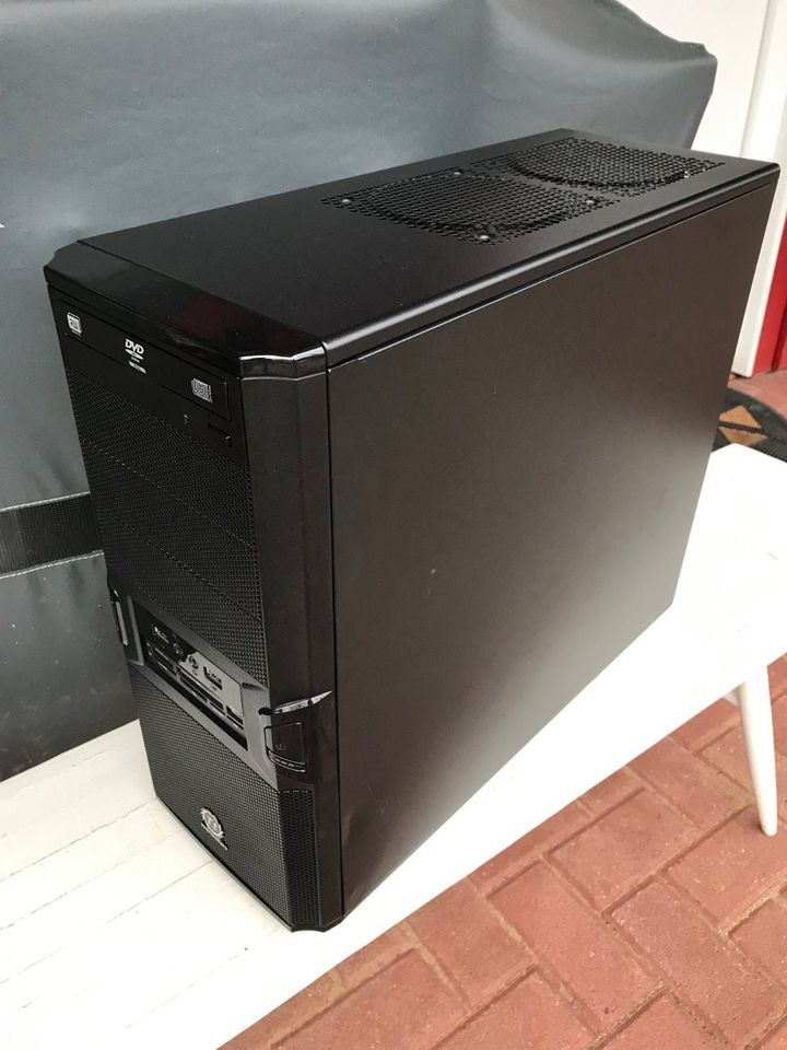 PC komplett mit Netzteil,Grafikkarte,DVD Laufwerk,Kartenleser,USB in Rosengarten