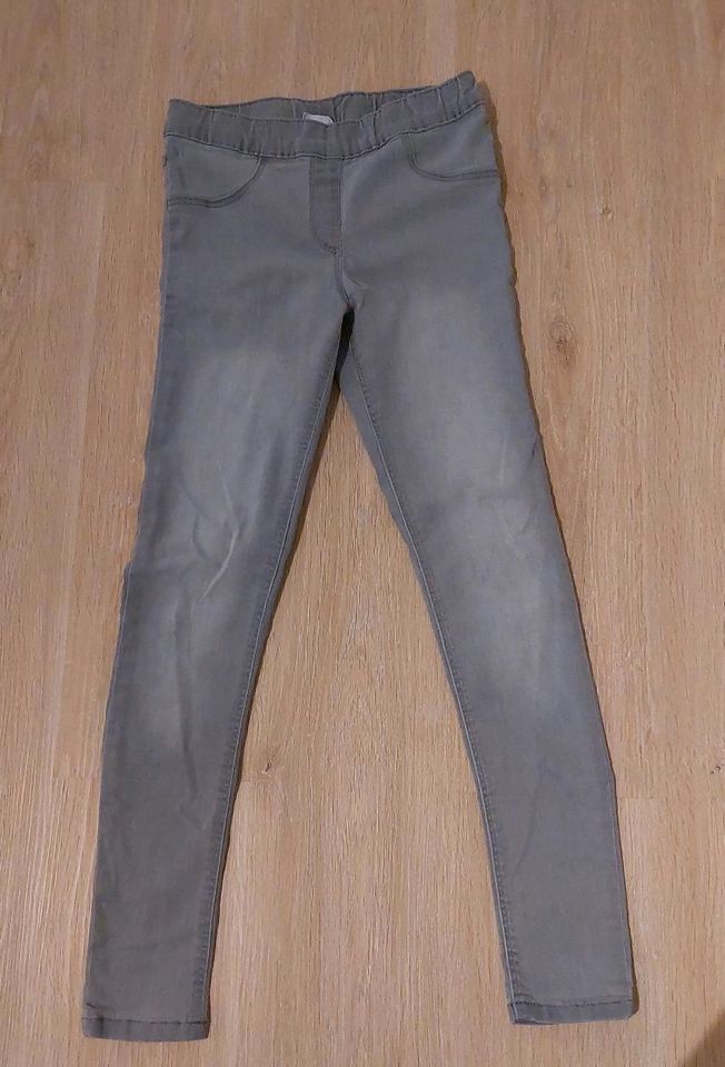 Tolle Jeans Gr.158 in Schkopau