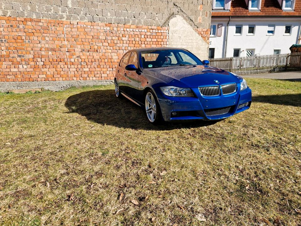 BMW 330d e90 M-paket wenig km in Meßstetten