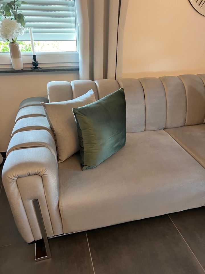 Couch Sofa 3-3-1 Hellgrau samt mit schlaffunktion in Gelsenkirchen