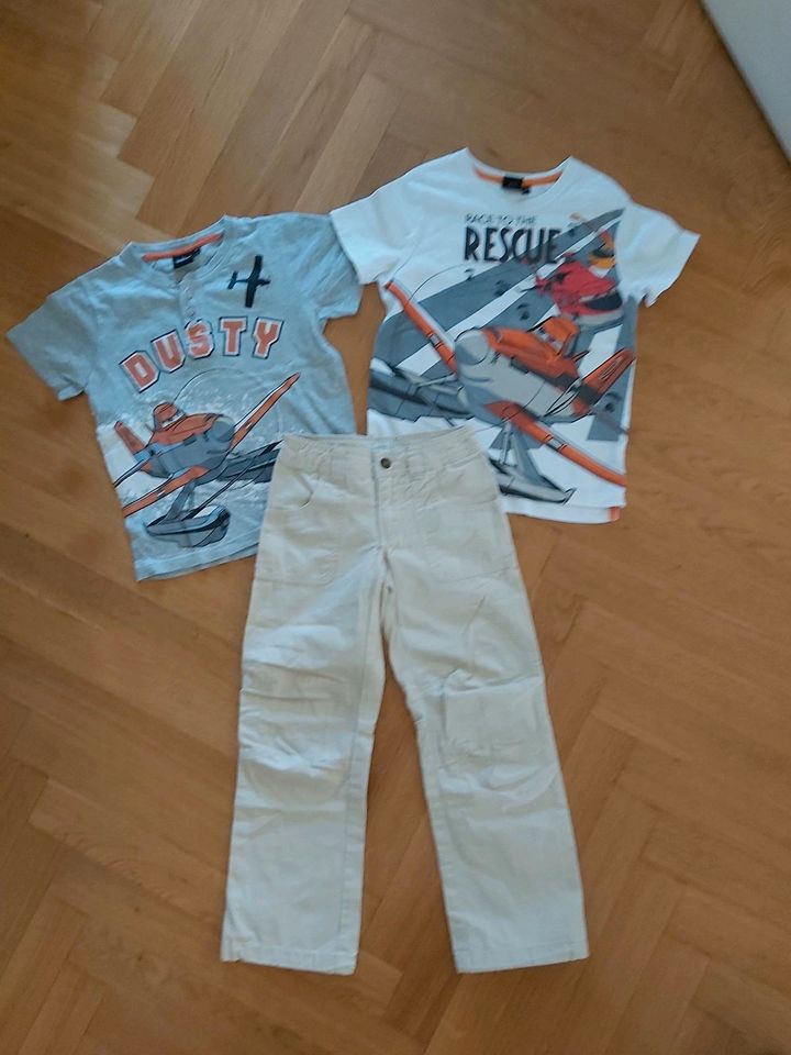 Hose / Shirts Gr.128  Vertbaudet+Cars in Oberlungwitz