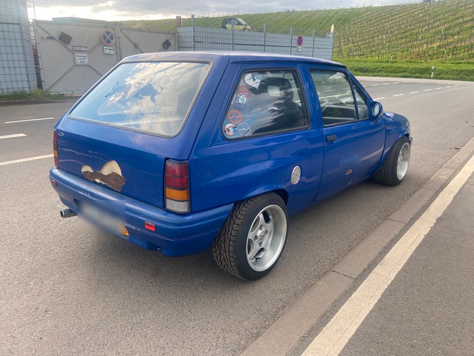 Opel Corsa a Gsi 1,6 8v Pkw in Bad Kreuznach