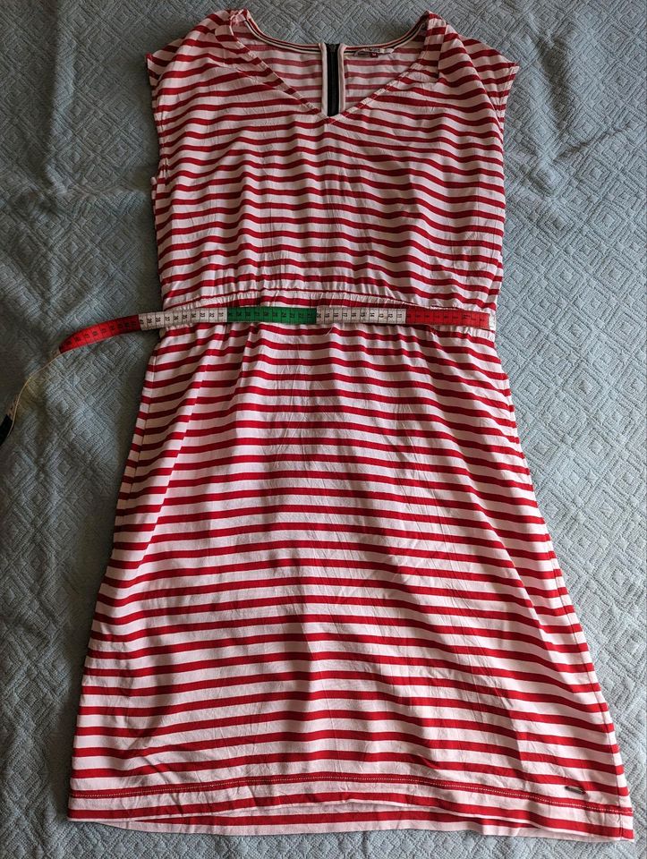 Sommerkleid von Tommy Hilfiger, Größe M in Bremen