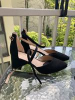 Schwarze Riemchen-Pumps von Graceland (kein Versand) München - Au-Haidhausen Vorschau