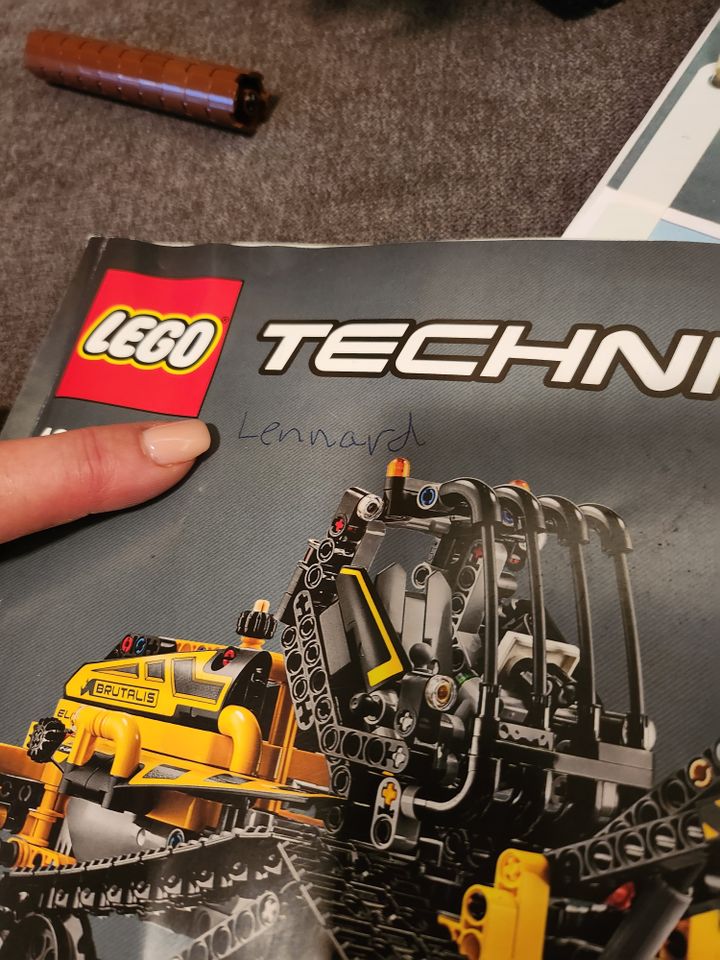 LEGO Technik 42094 Raupenlader 2 in 1, unbespielt, vollständig! in Cuxhaven