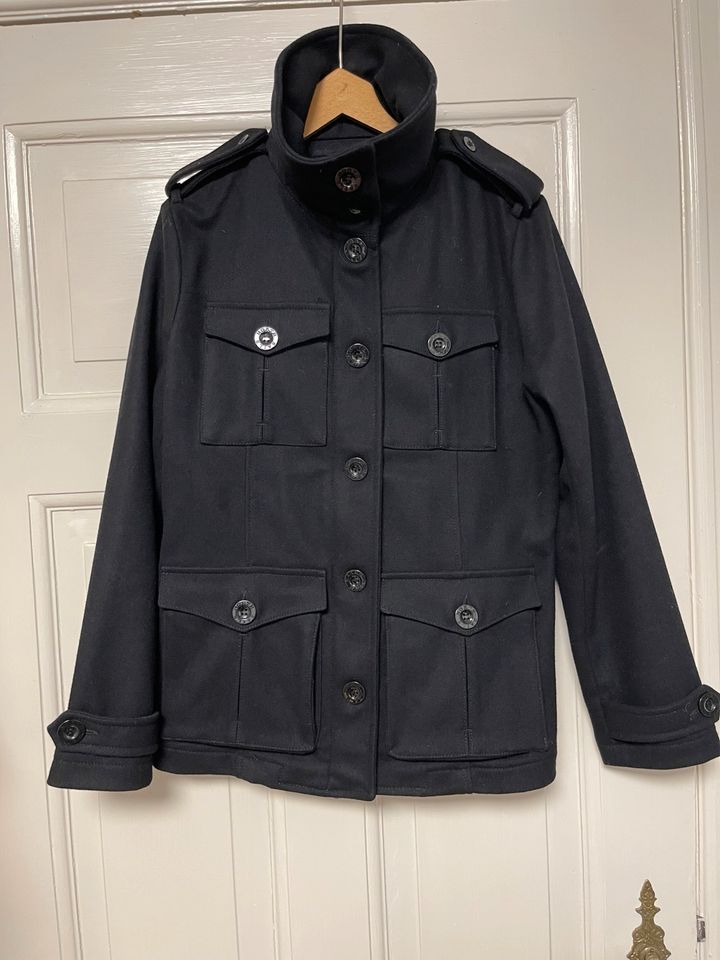 Klassische Cabanjacke in Schwarz. Größe 38/40 in Flensburg