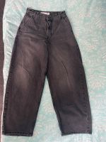 Jeans Bershka Gr. 34 - neu- Skater Fit Jeans / Washed Look Nordrhein-Westfalen - Troisdorf Vorschau