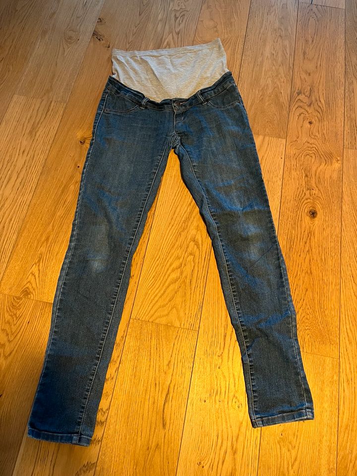 Umstandshose Jeans 38 in Berlin