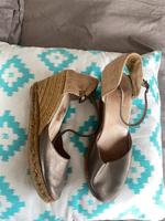 Leder Wedges Keilabsatz Sandalen Khaki Espadrilles 38 Obersöchering - Reinthal Vorschau