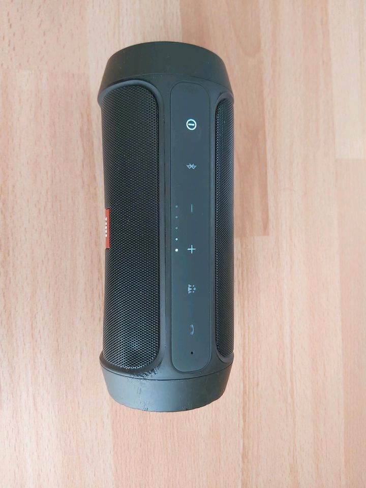 JBL Charge 2+ mit passender Tragetasche!! in Kabelsketal