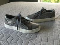 LA STRADA Damen SNEAKER Gr. 37 grau taupe Glitzer NEU Rheinland-Pfalz - Gerolsheim Vorschau