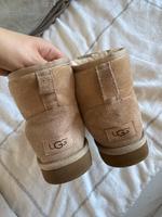 Original UGG Boots, beige Nordrhein-Westfalen - Lüdenscheid Vorschau