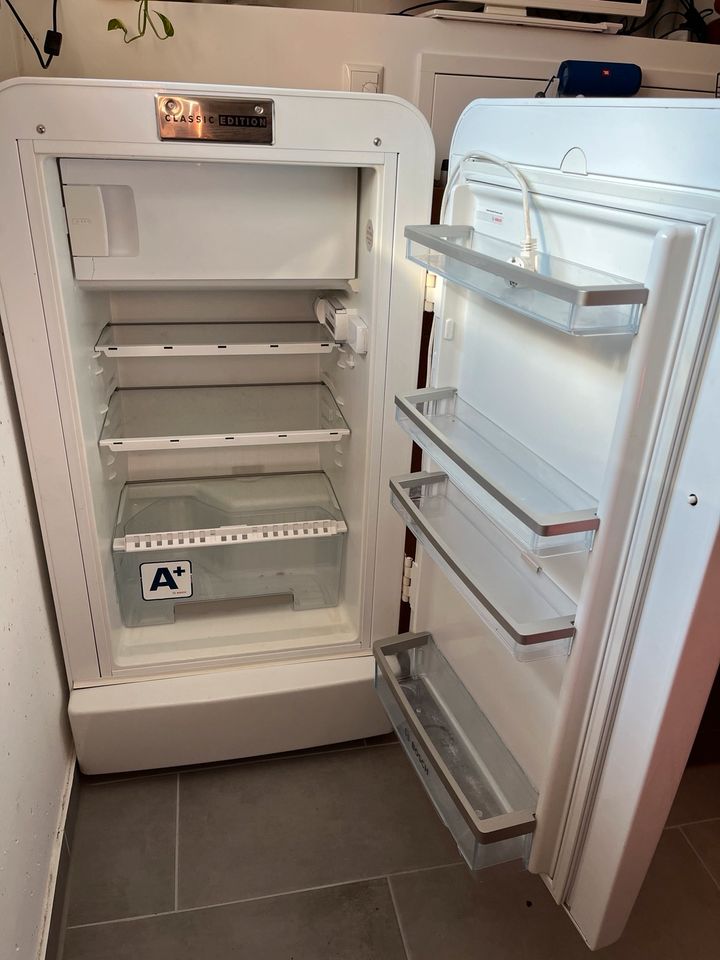 Bosch Retro Kühlschrank in Erding